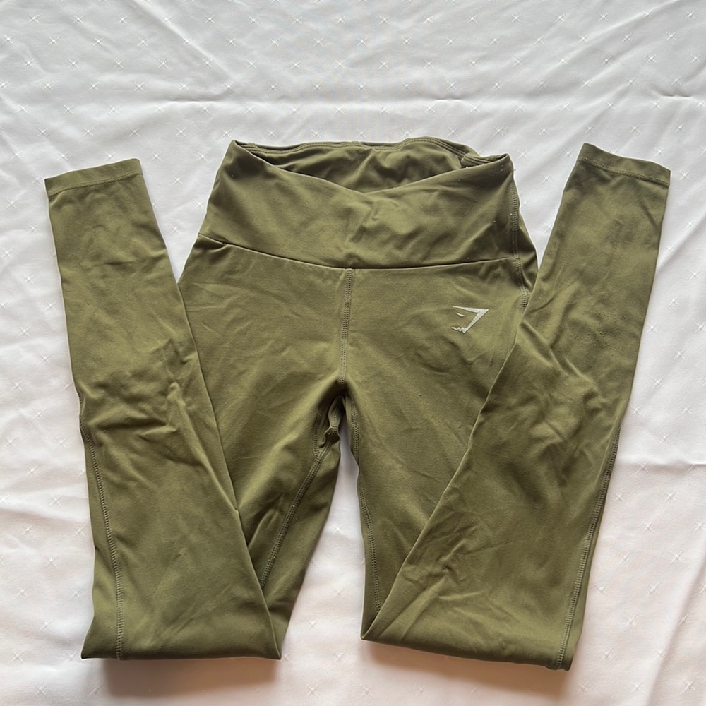 Gymshark Aspire leggings with pockets!